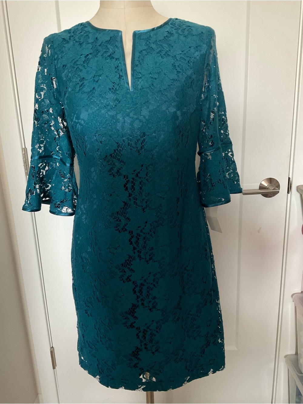 Adrianna Papell Teal Lace Dress Size 14 NWT